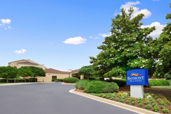Baymont by Wyndham Columbia Northwest Main image